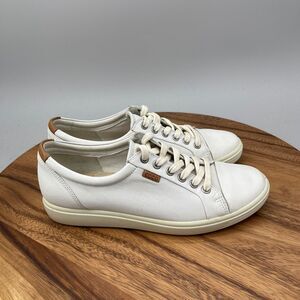 ECCO Soft VII Shoes Womens Size 7W White Leather Casual Comfort Fashion Sneakers